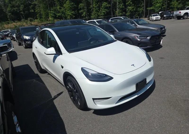 tesla model y 2023 7SAYGDEFXPF661083 image tesla model y 2023 7SAYGDEFXPF661083 image